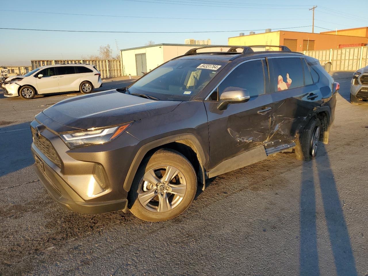 TOYOTA RAV4 XLE 2024