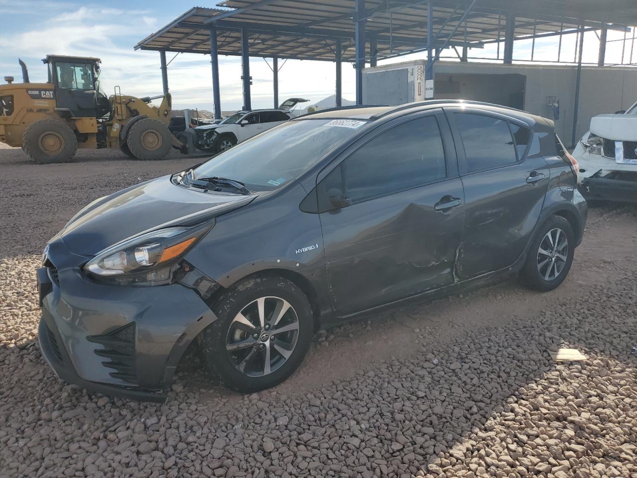 TOYOTA PRIUS C 2018