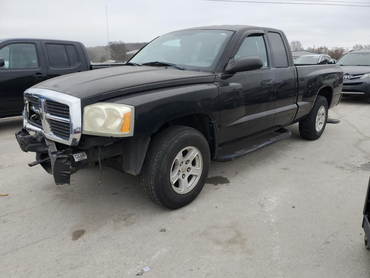 DODGE DAKOTA SLT 2006