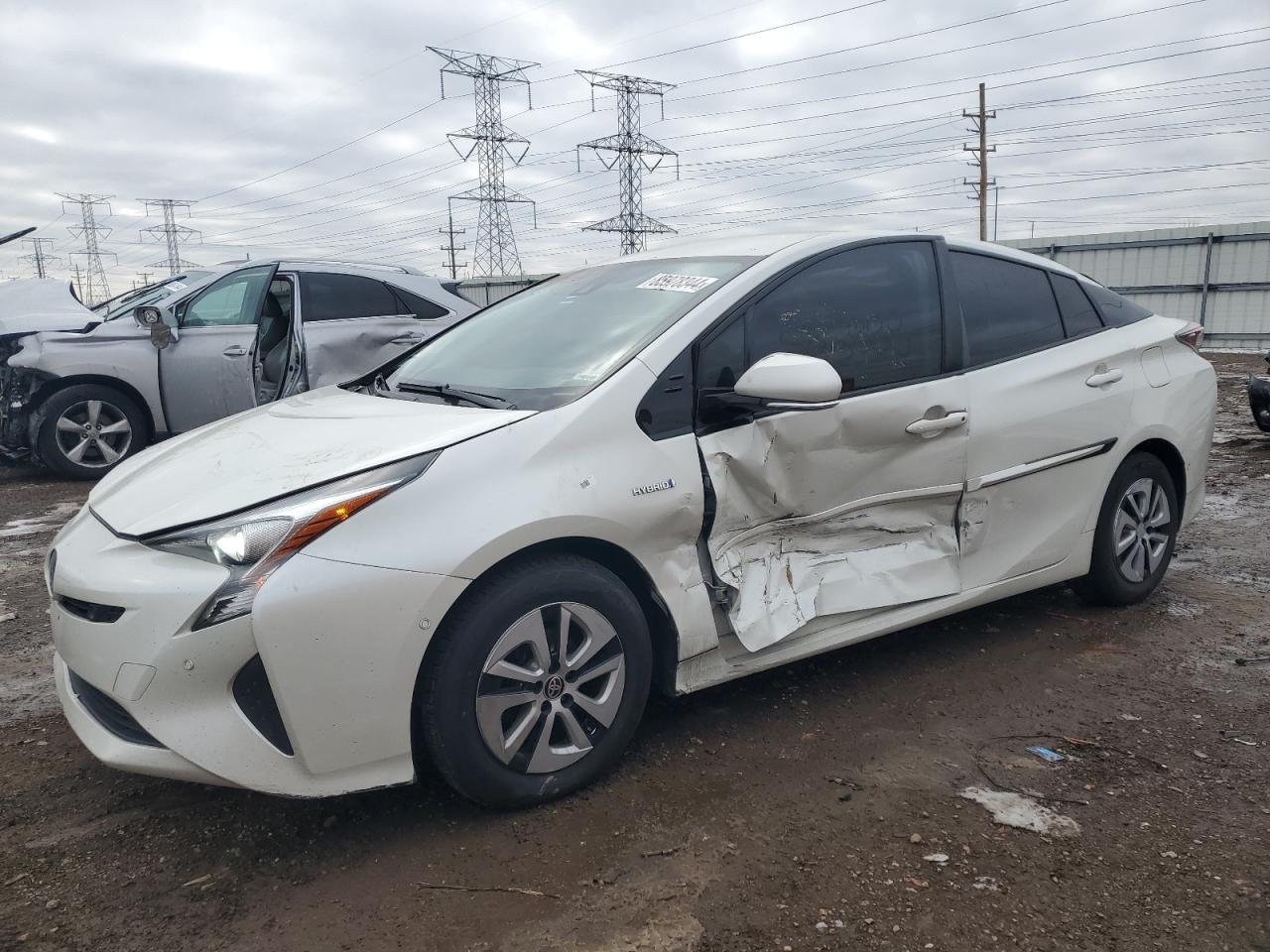 TOYOTA PRIUS 2018