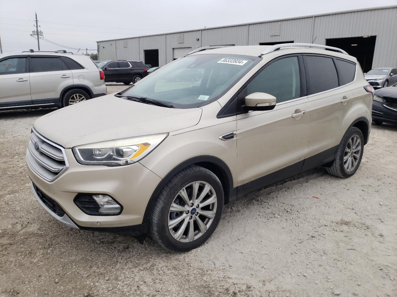 FORD ESCAPE TIT 2017