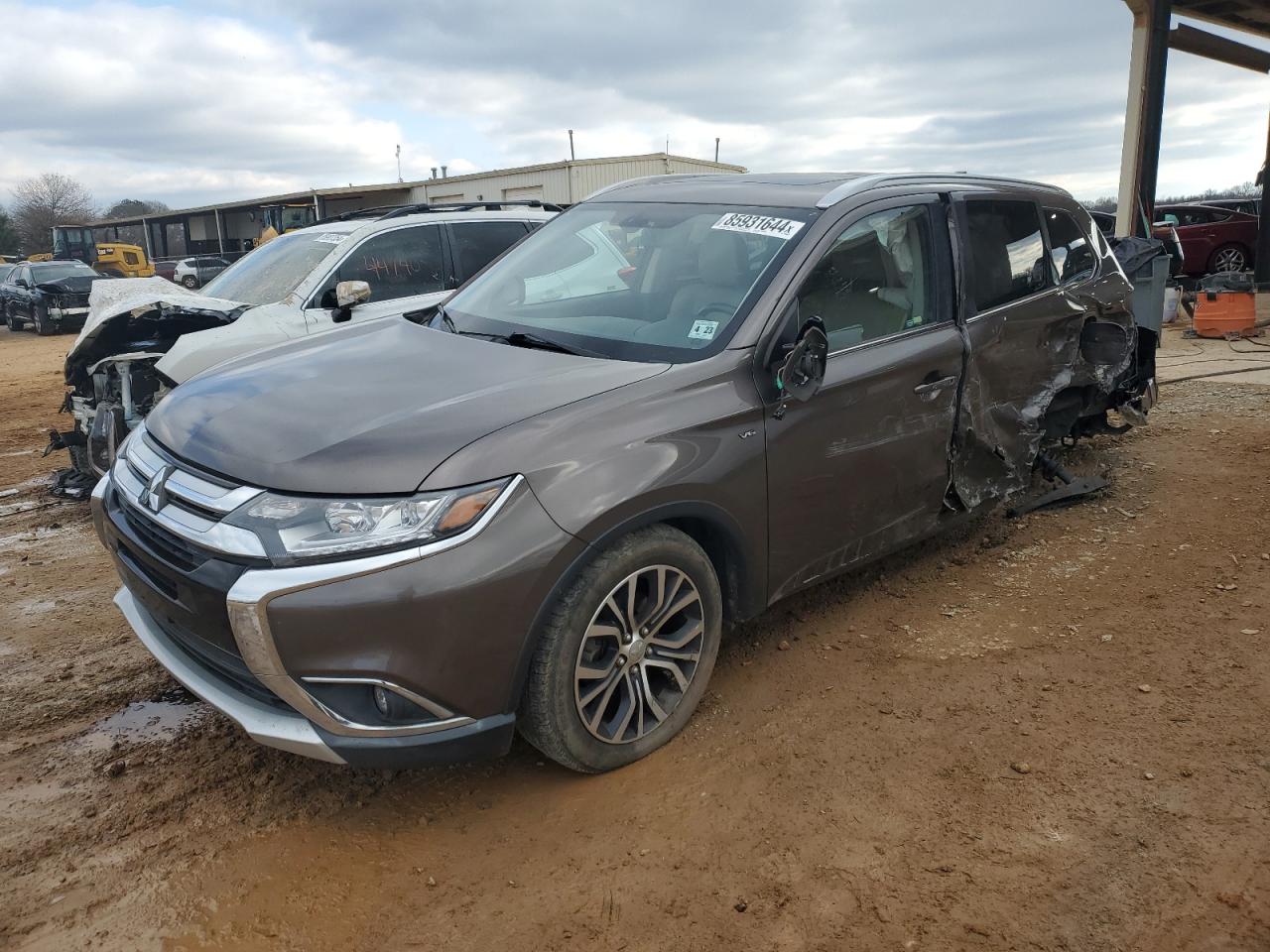 MITSUBISHI OUTLANDER 2018