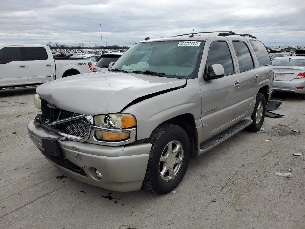 GMC YUKON DENA 2004