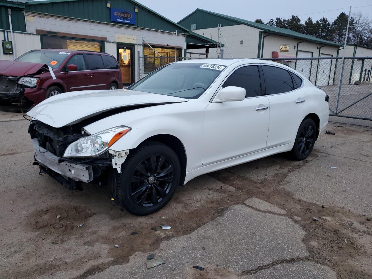 INFINITI M37 X 2011