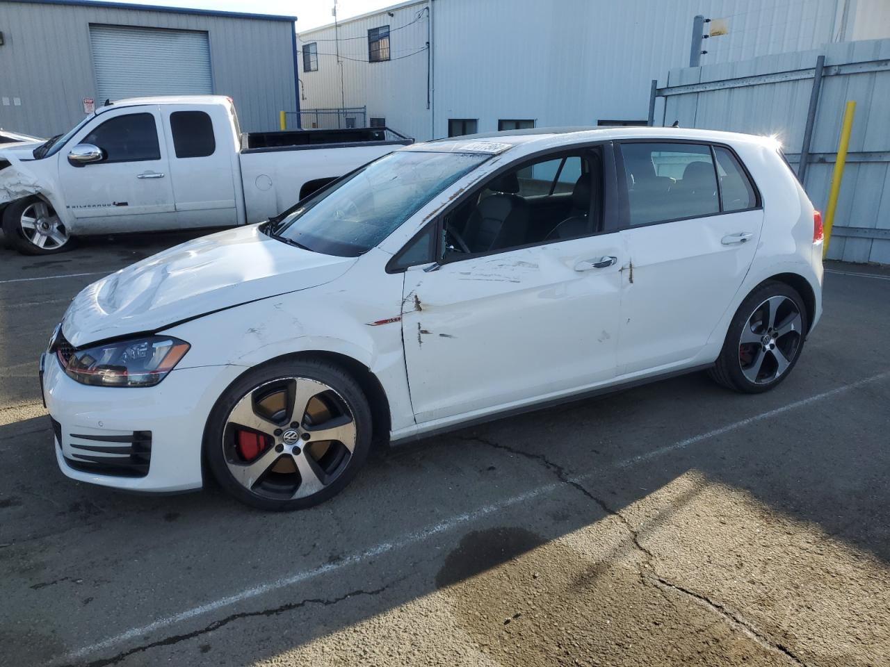 VOLKSWAGEN GTI 2015