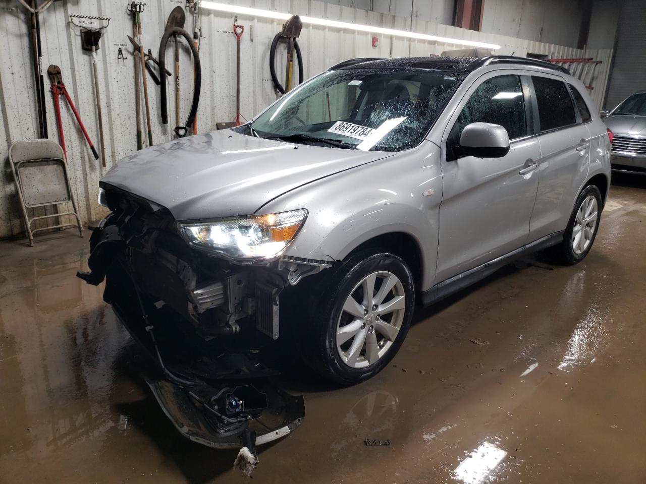 MITSUBISHI OUTLANDER 2014