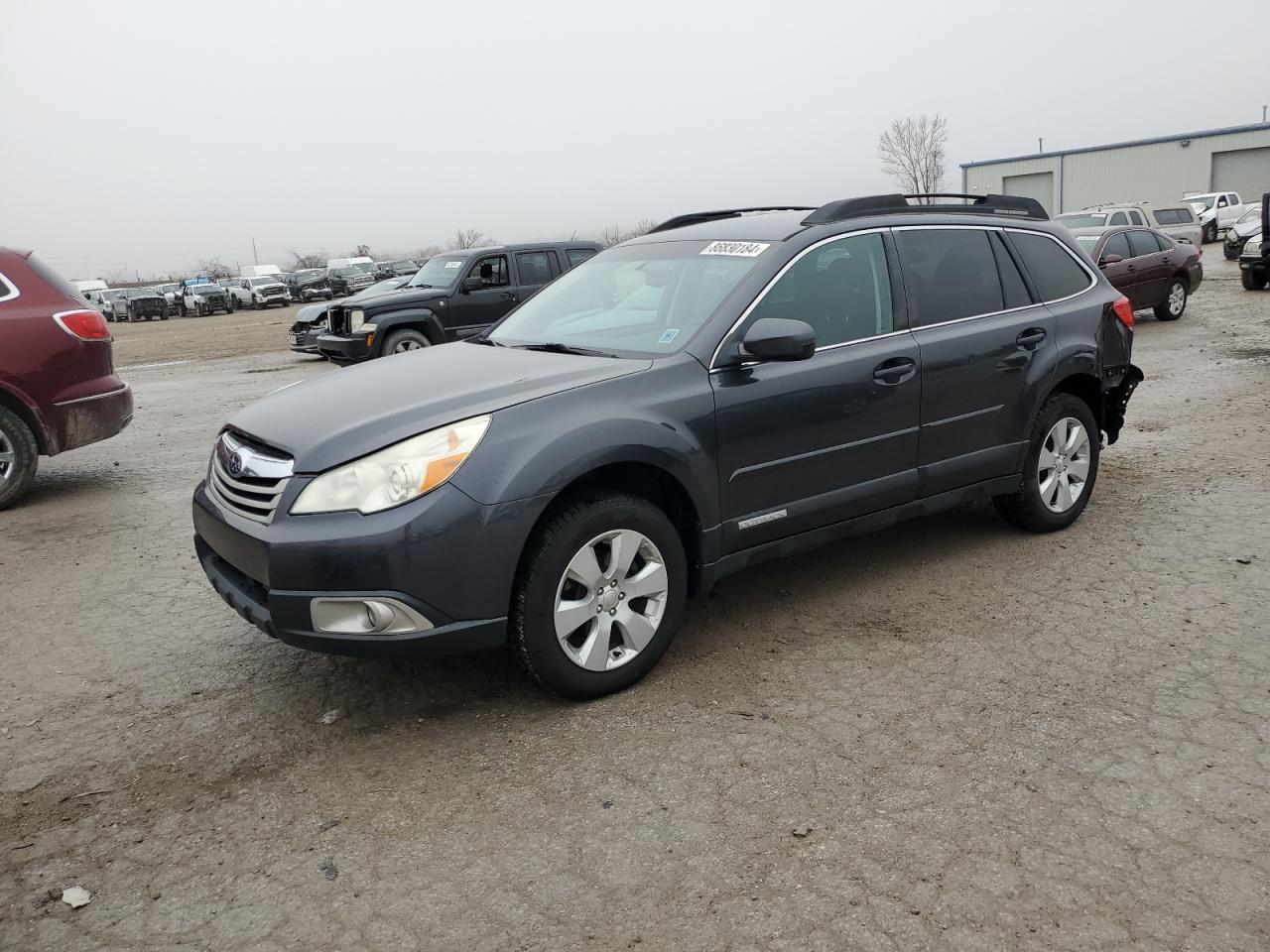 SUBARU OUTBACK 2. 2011