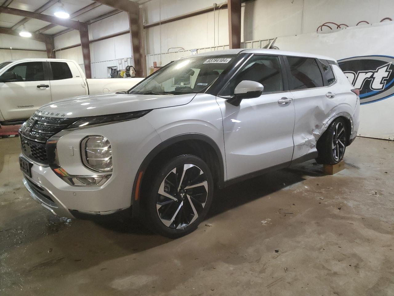 MITSUBISHI OUTLANDER 2022