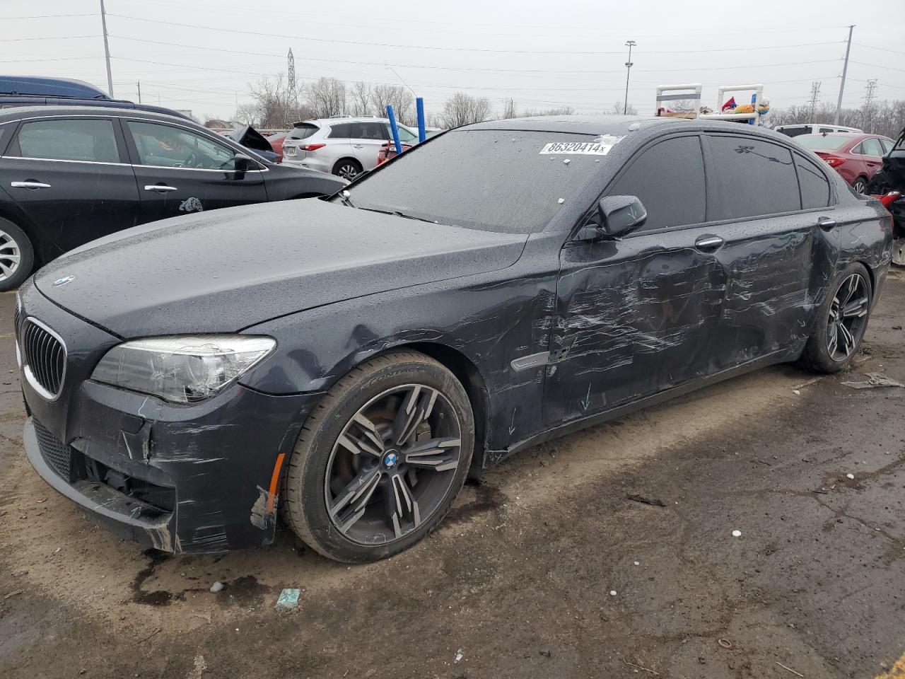 BMW 750 LXI 2013
