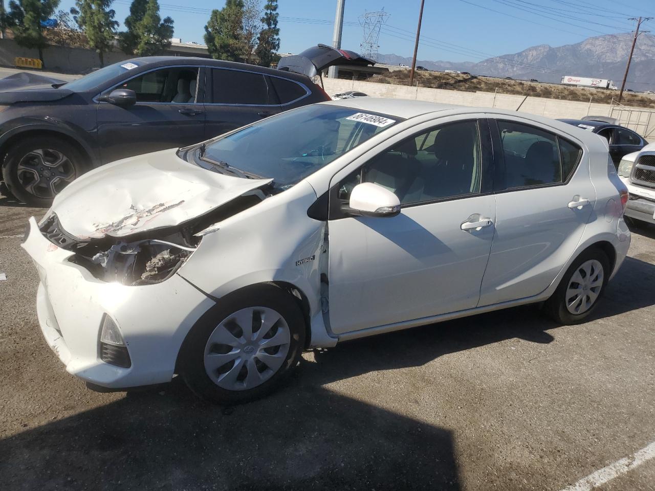 TOYOTA PRIUS C 2014