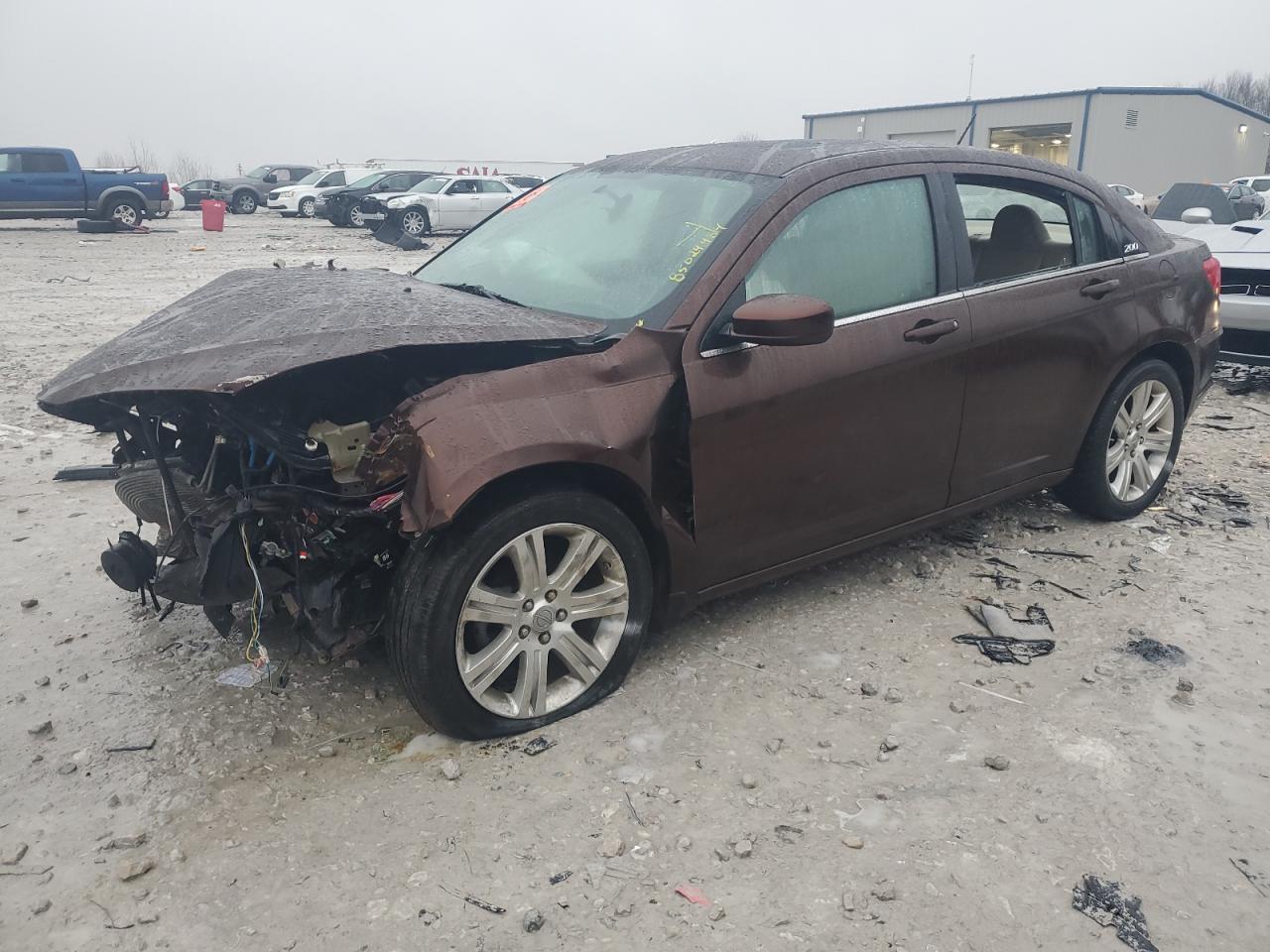 CHRYSLER 200 2013