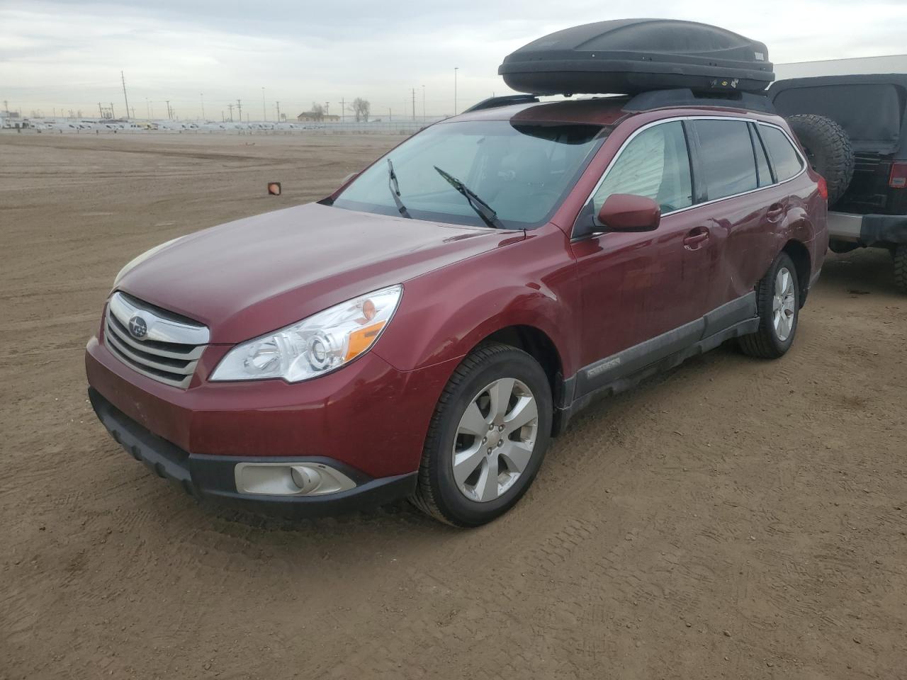 SUBARU OUTBACK 2. 2011