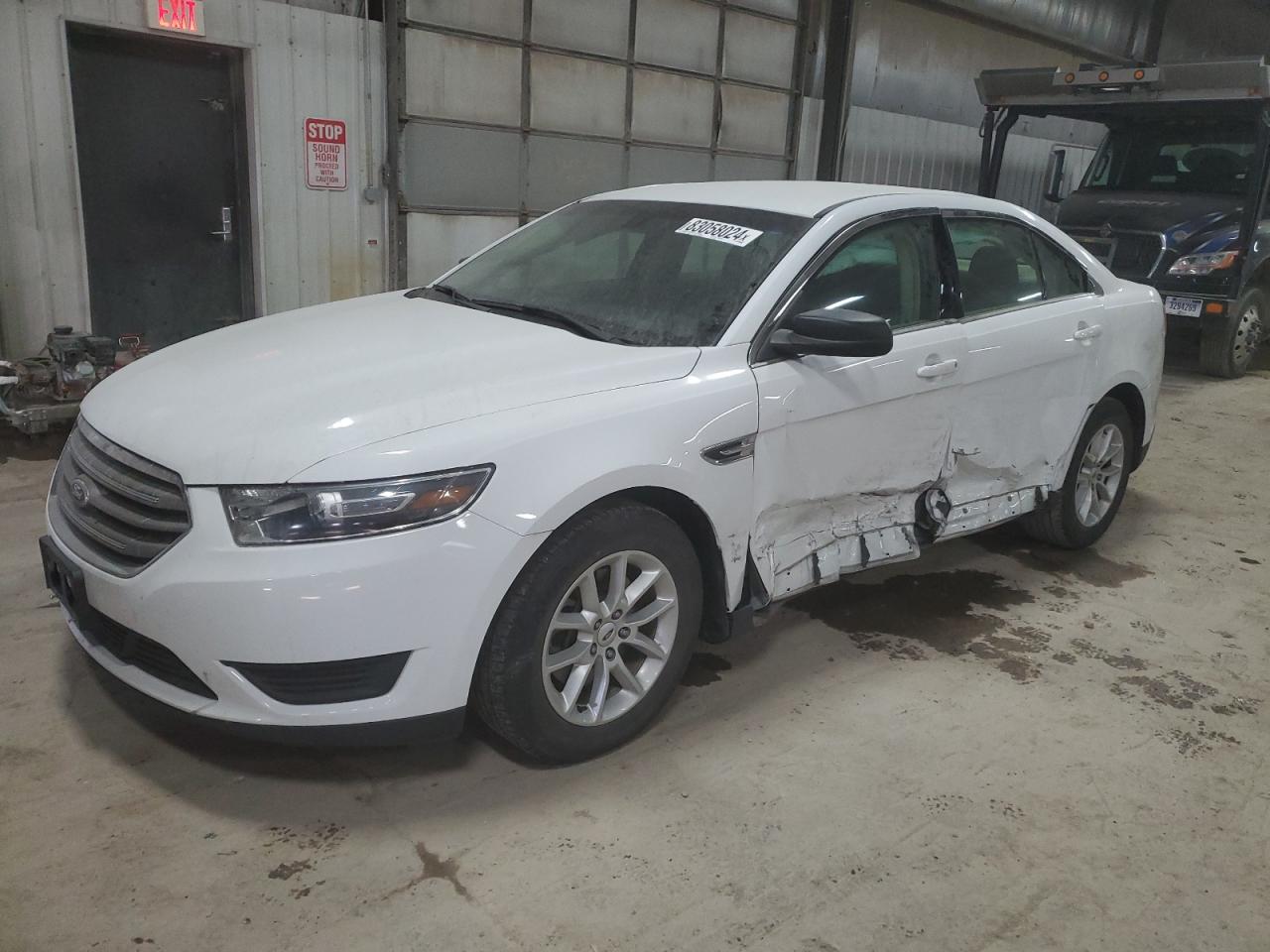 FORD TAURUS 2015