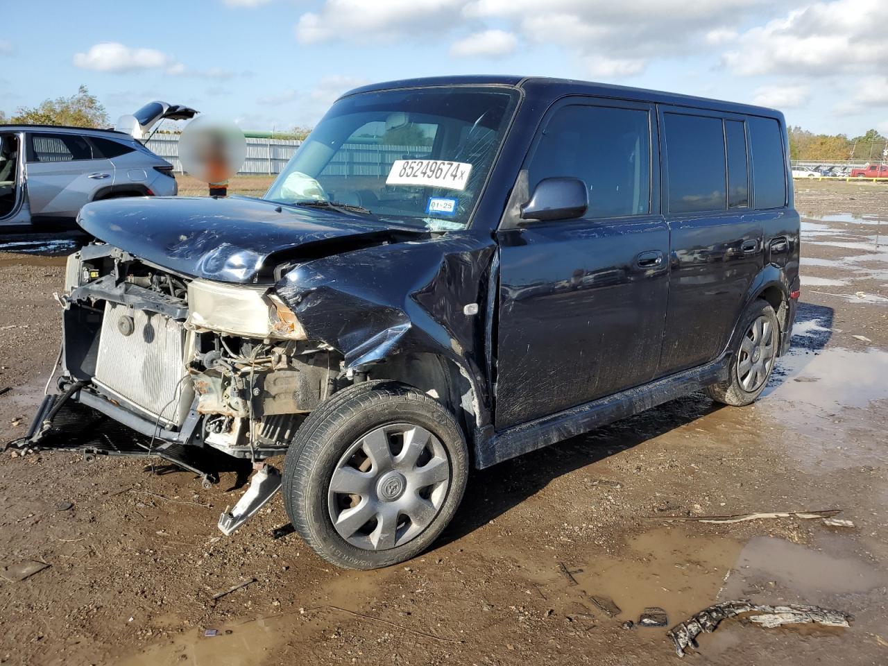 TOYOTA SCION XB 2006