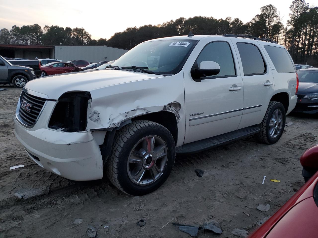 GMC YUKON SLT 2010