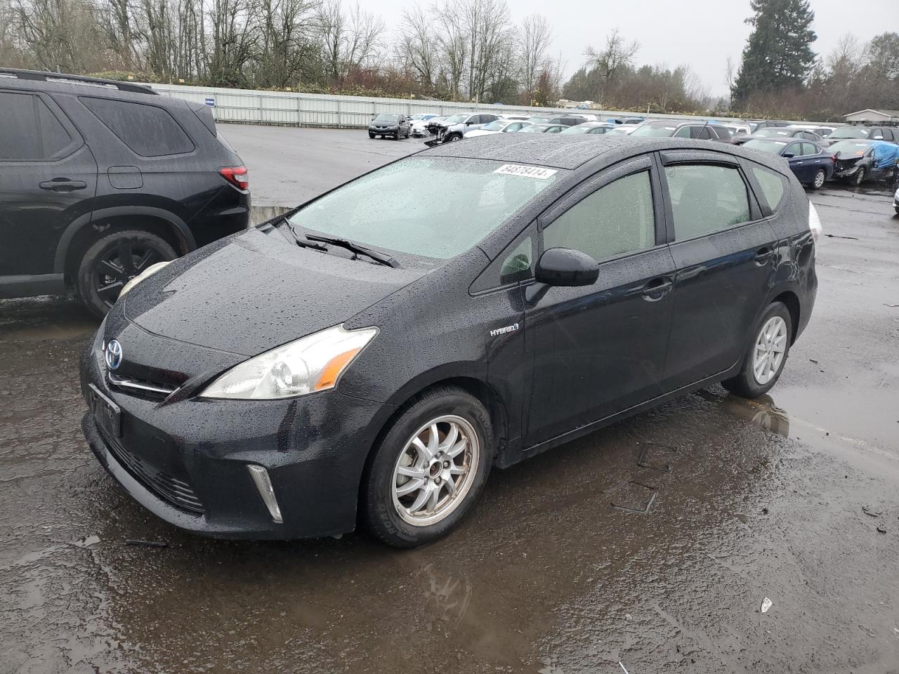 TOYOTA PRIUS V 2014
