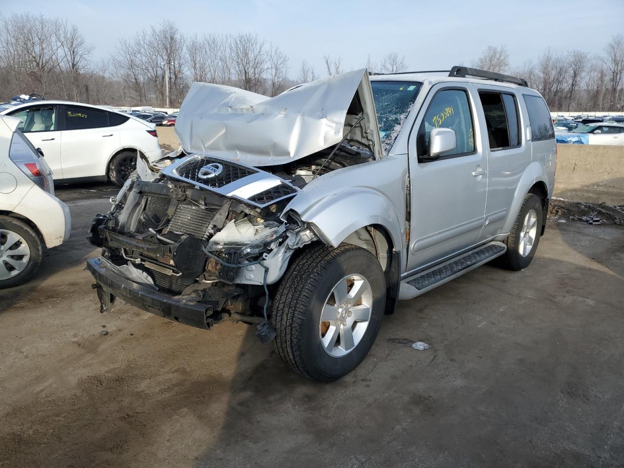 NISSAN PATHFINDER 2011