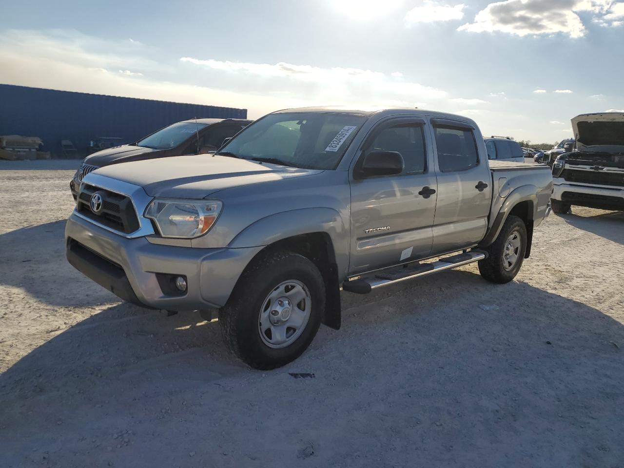 TOYOTA TACOMA DOU 2015