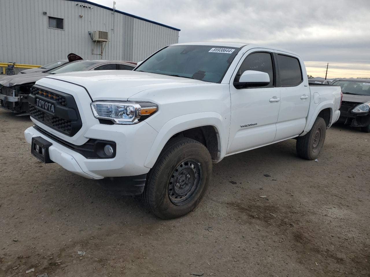 TOYOTA TACOMA DOU 2023