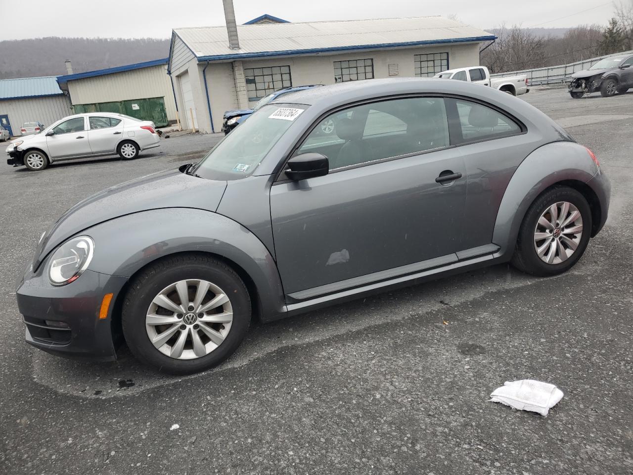 VOLKSWAGEN BEETLE 1.8 2016