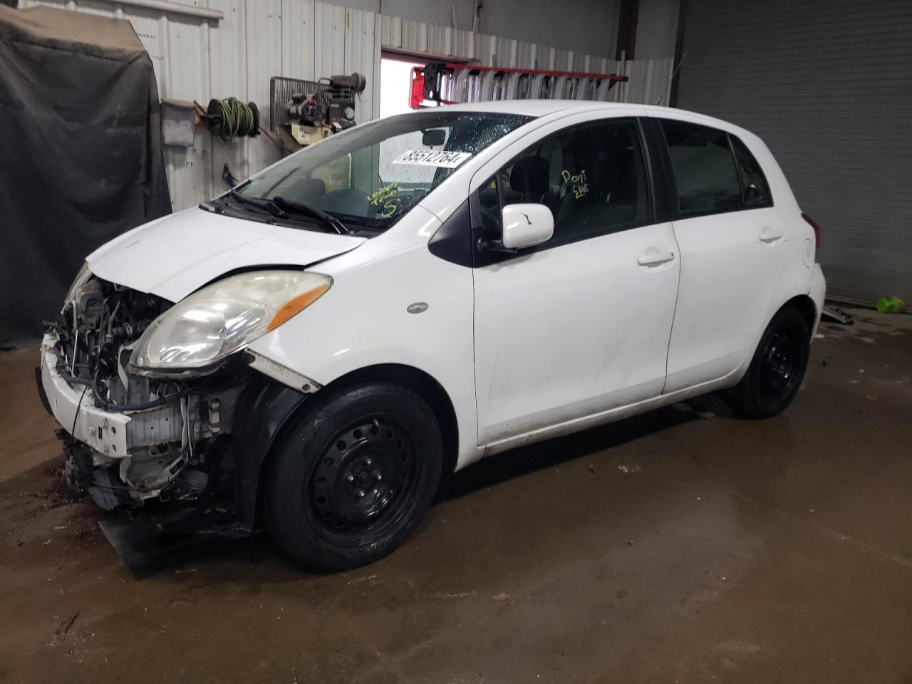 TOYOTA YARIS 2011
