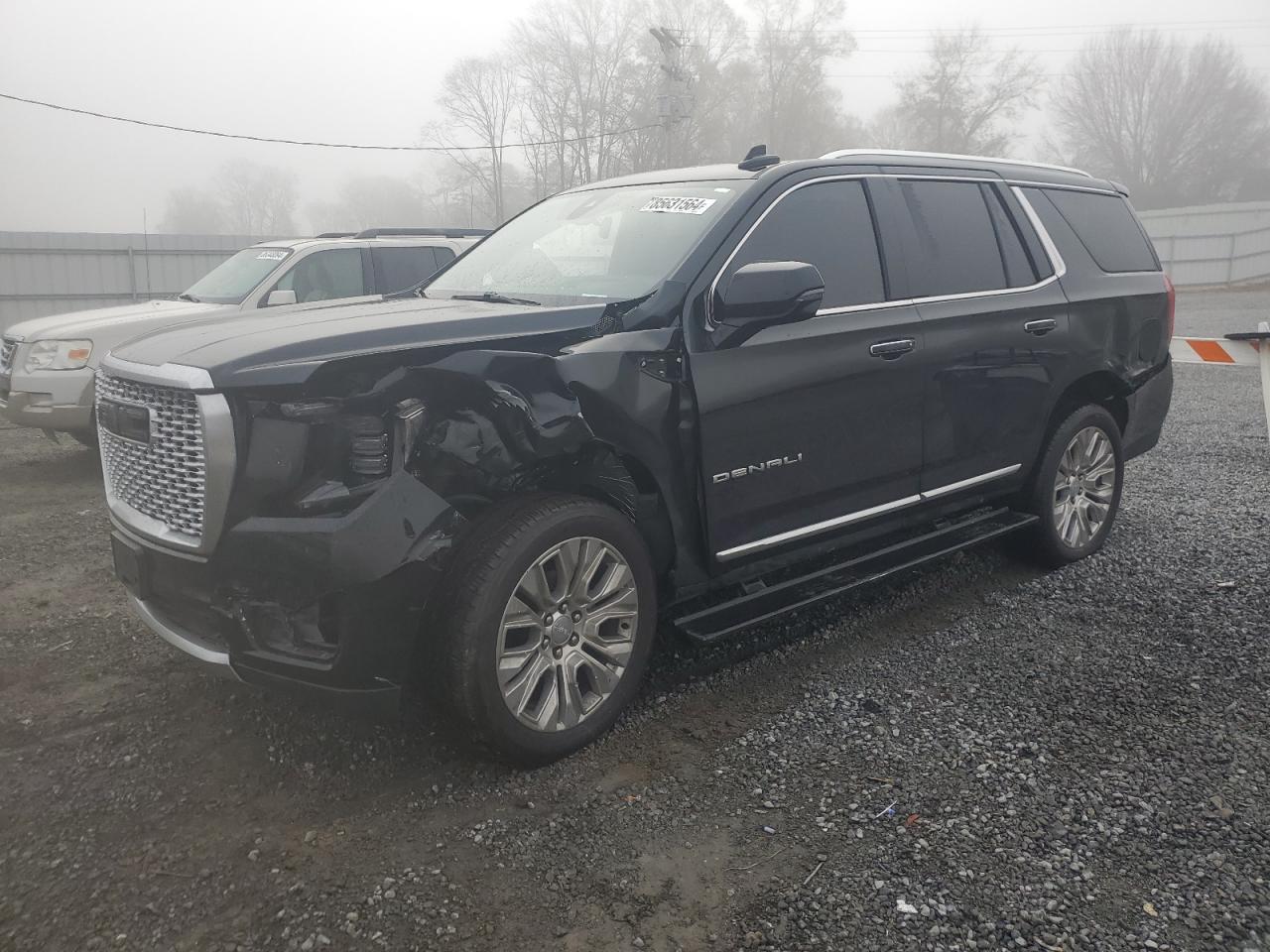 GMC YUKON DENA 2021