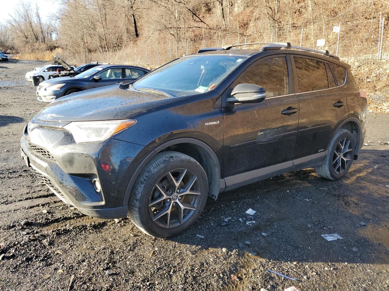 TOYOTA RAV4 HV SE 2018