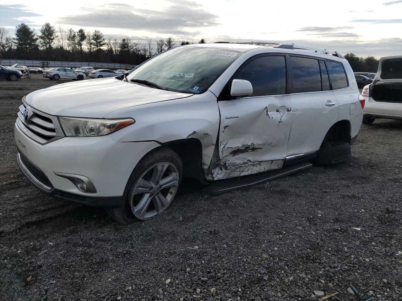 TOYOTA HIGHLANDER 2013