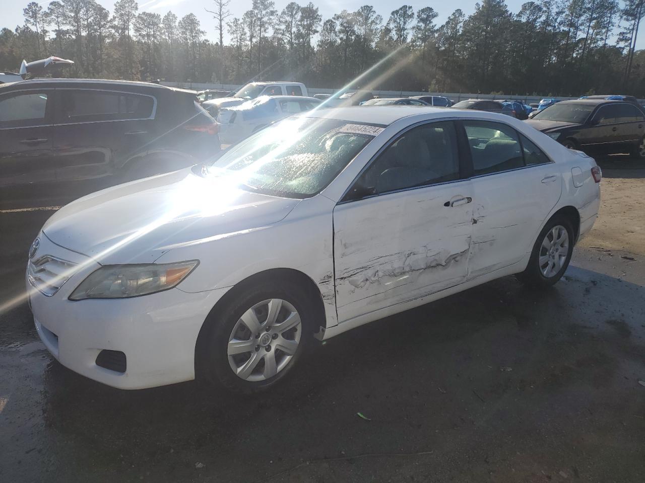 TOYOTA CAMRY BASE 2010