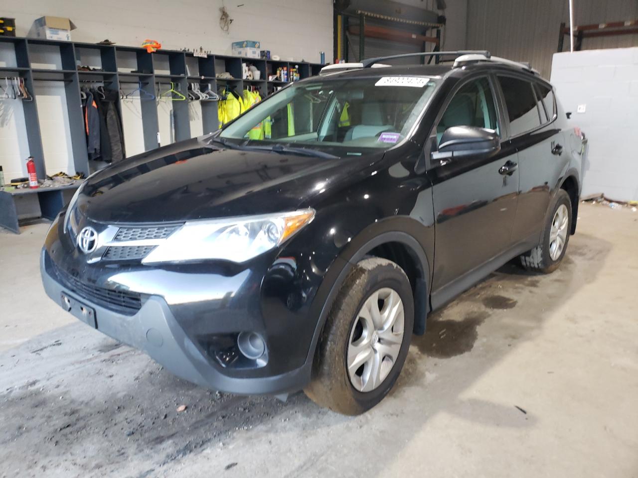 TOYOTA RAV4 LE 2013