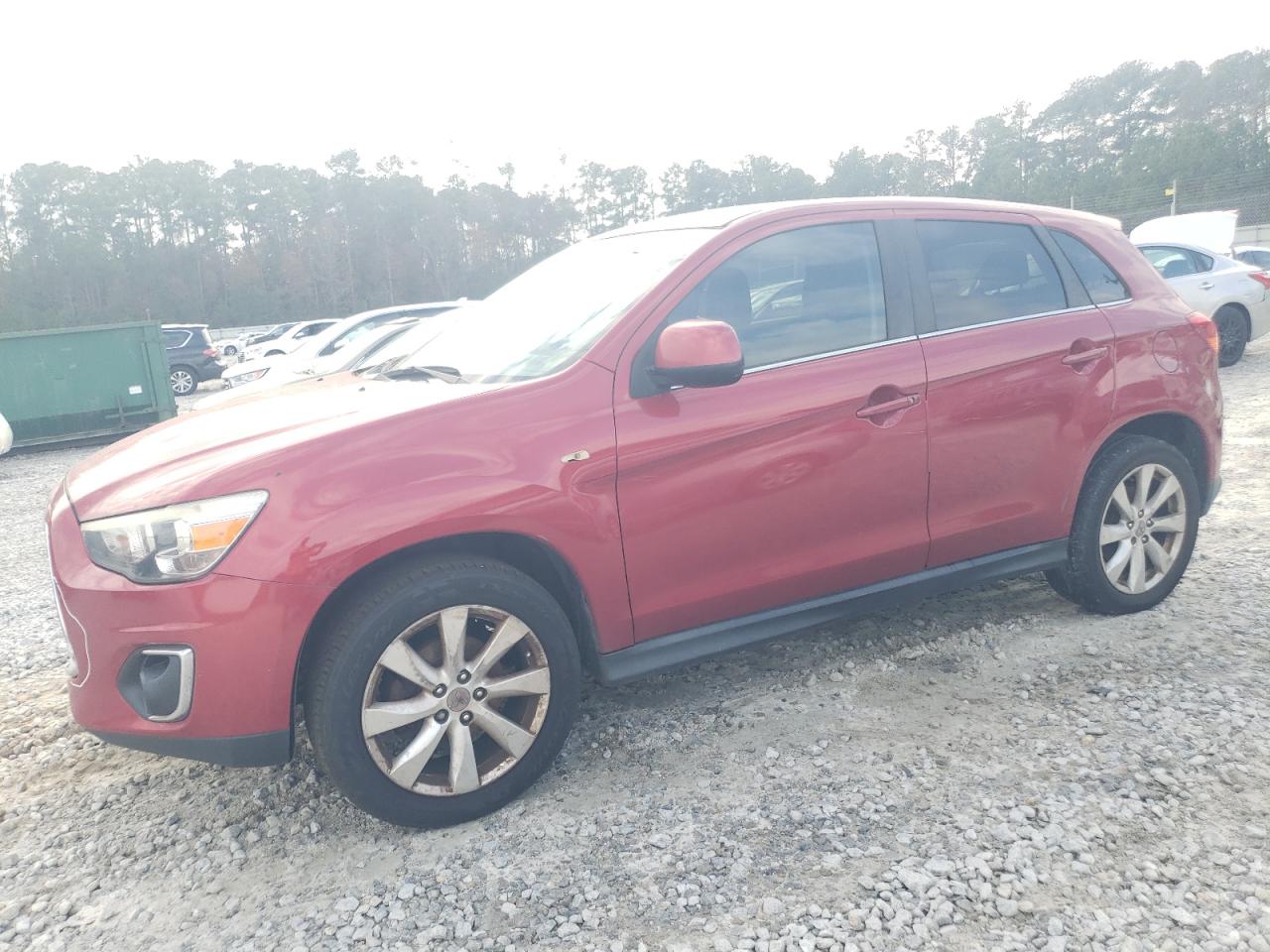 MITSUBISHI OUTLANDER 2014