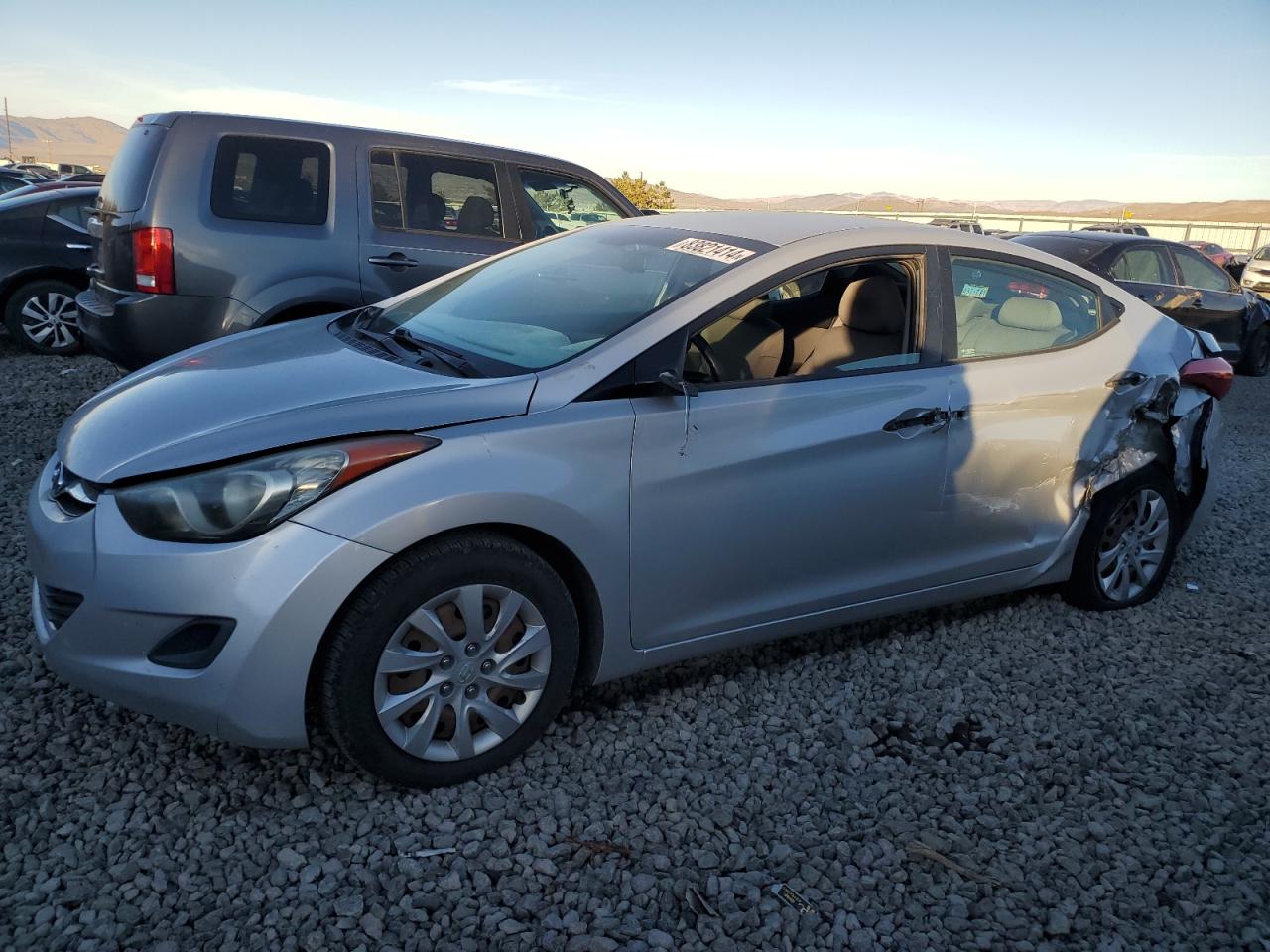 HYUNDAI ELANTRA GL 2012
