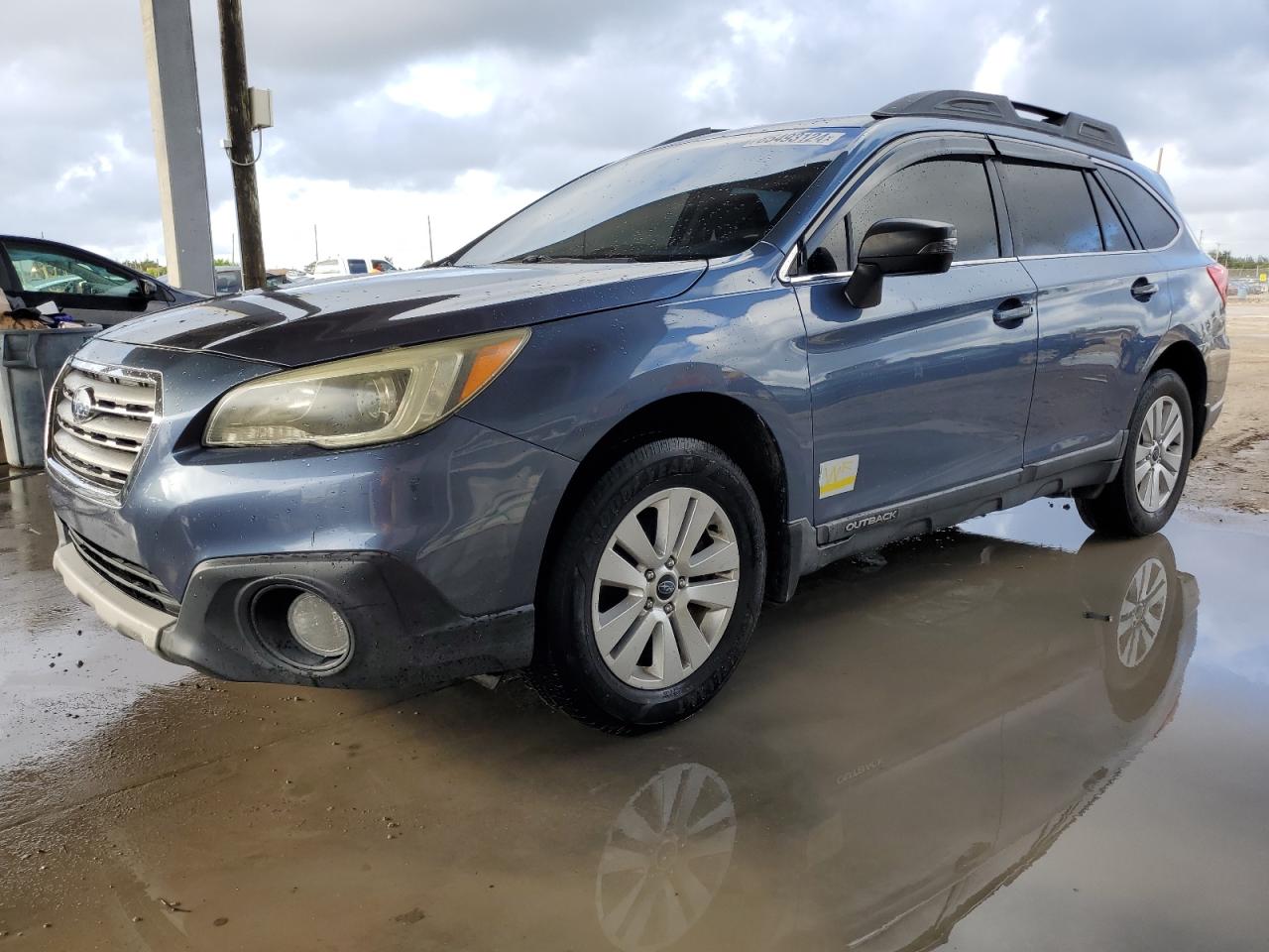SUBARU OUTBACK 2. 2015