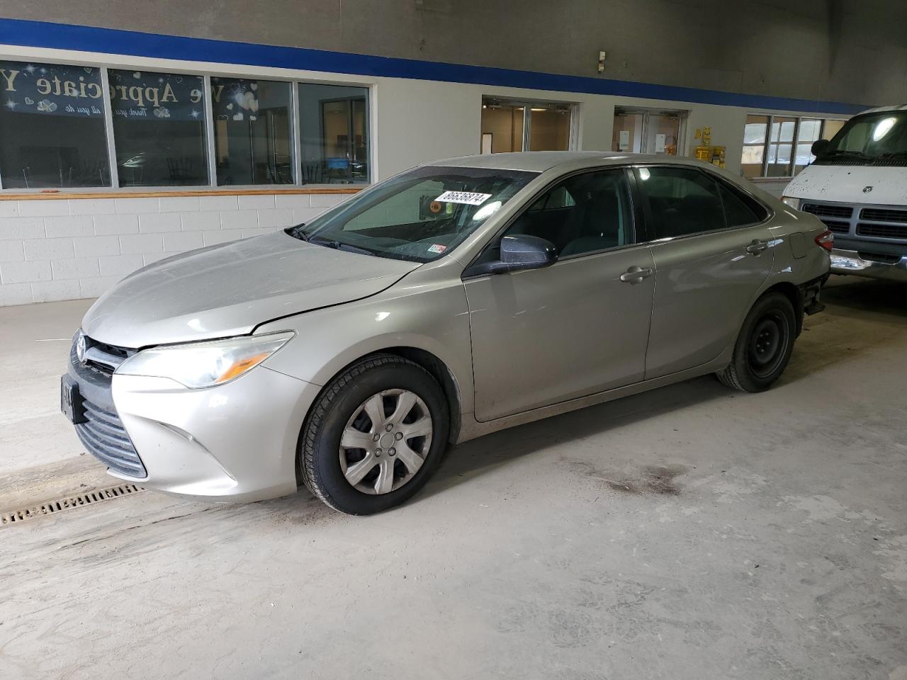 TOYOTA CAMRY LE 2015