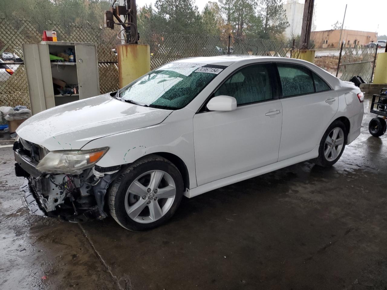 TOYOTA CAMRY BASE 2011