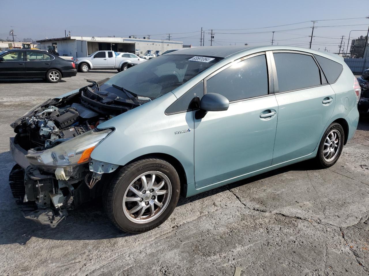 TOYOTA PRIUS V 2015