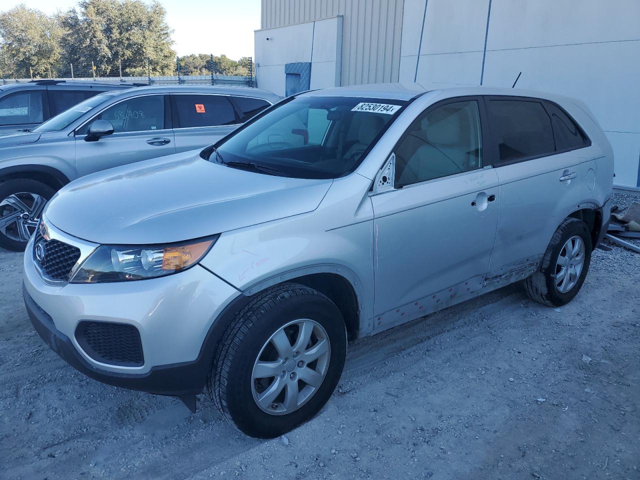 KIA SORENTO LX 2013