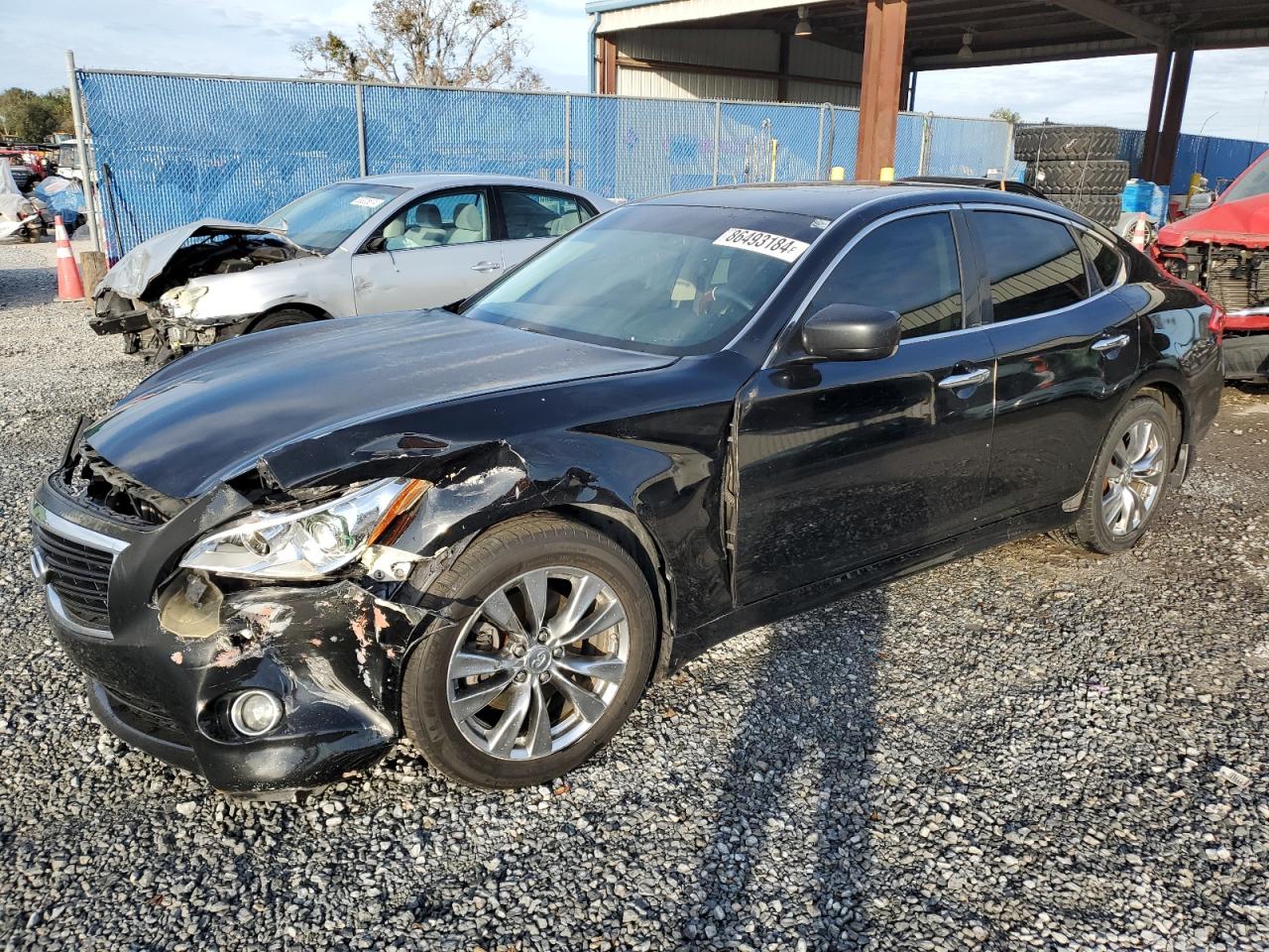 INFINITI M37 2011