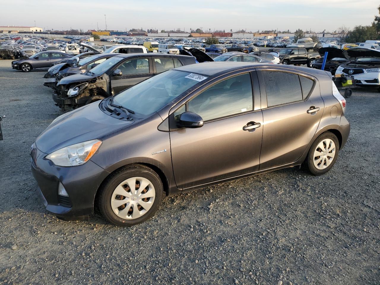 TOYOTA PRIUS C 2013