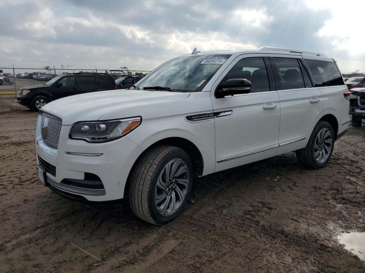 LINCOLN NAVIGATOR 2024