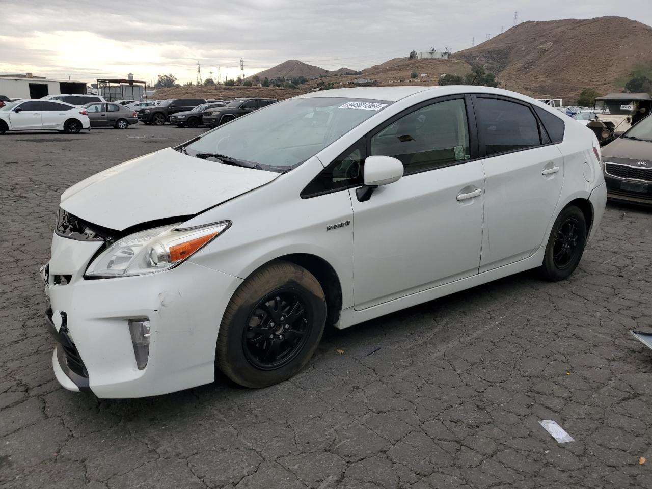 TOYOTA PRIUS 2015