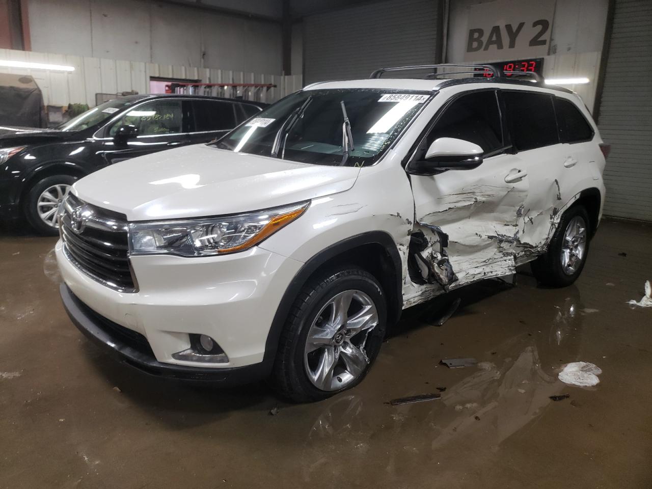 TOYOTA HIGHLANDER 2016