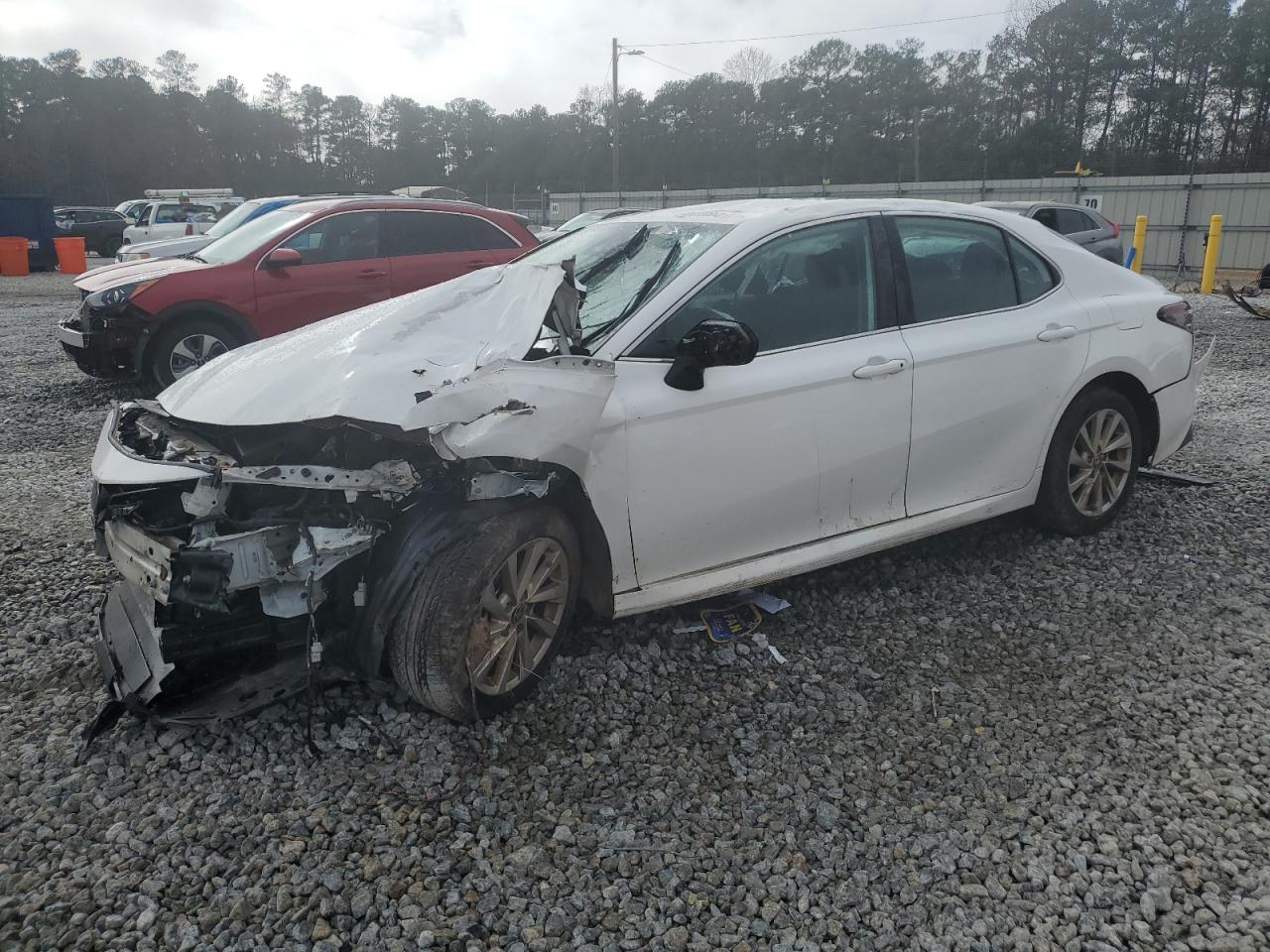 TOYOTA CAMRY LE 2022
