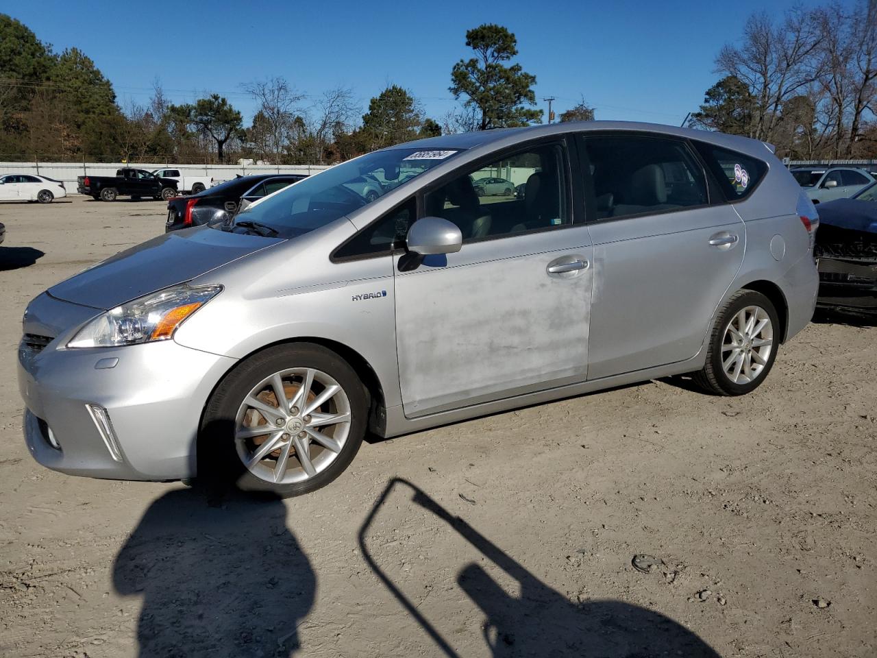 TOYOTA PRIUS V 2014