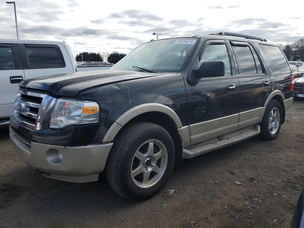 FORD EXPEDITION 2010