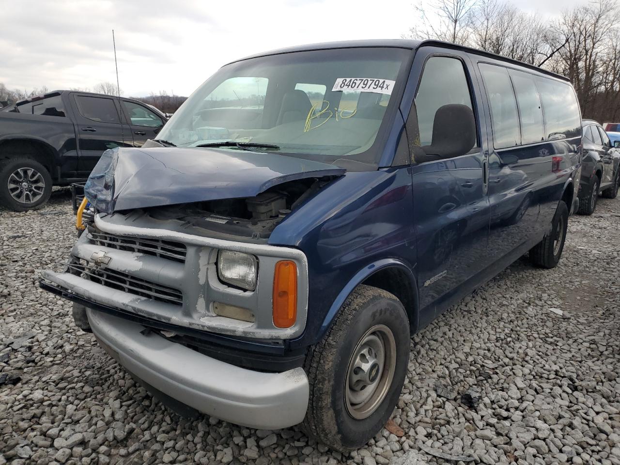 CHEVROLET EXPRESS 2001