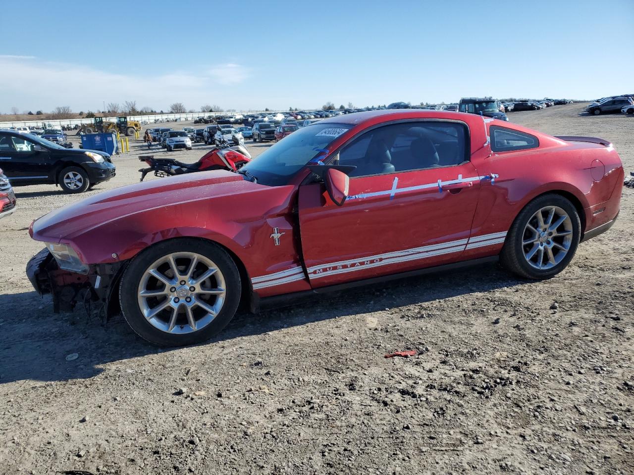 FORD MUSTANG 2010