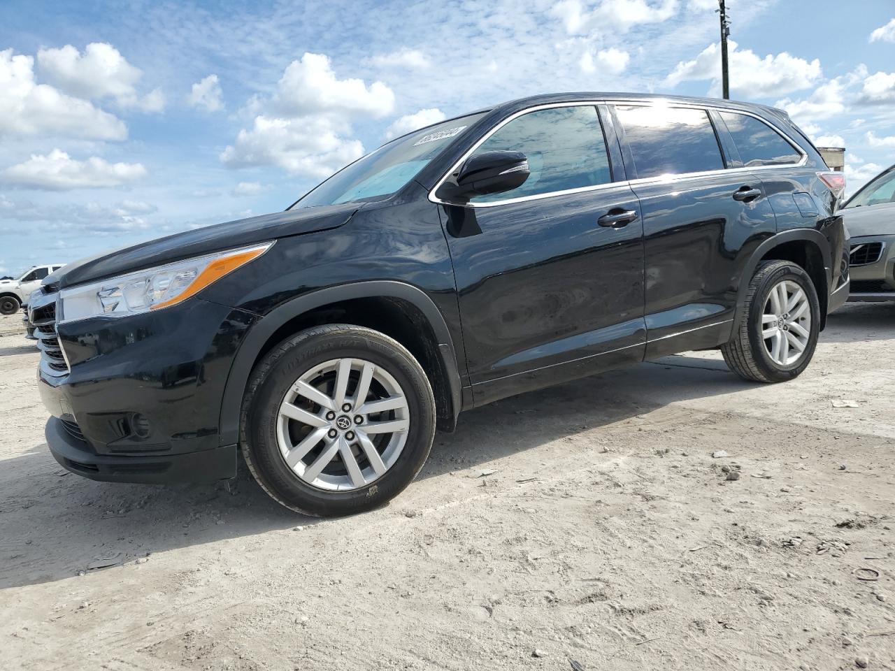 TOYOTA HIGHLANDER 2016