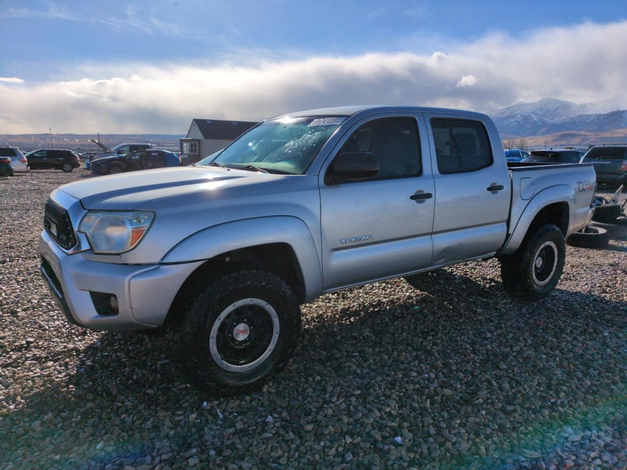 TOYOTA TACOMA DOU 2013
