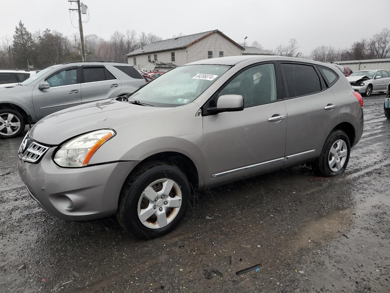 NISSAN ROGUE S 2011